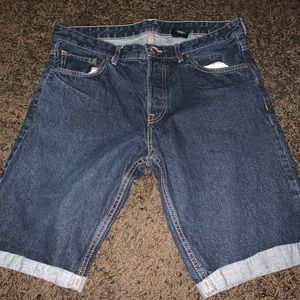 H&M men’s jean shorts